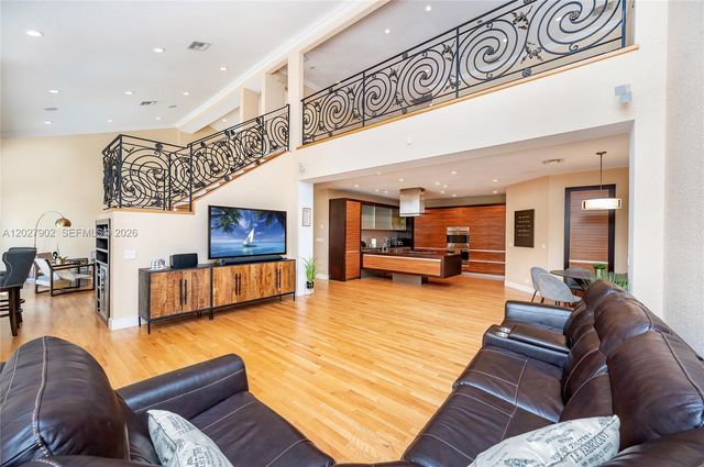 3216 Huntington 3216, Weston, FL 33332