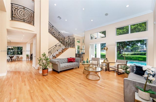 3216 Huntington 3216, Weston, FL 33332