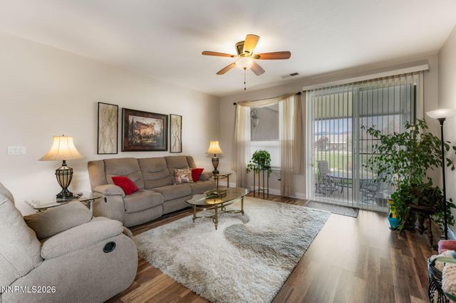 916 Lakeview Drive, Dayton, NV 89403