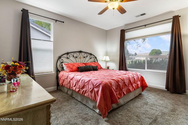 916 Lakeview Drive, Dayton, NV 89403