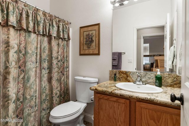 916 Lakeview Drive, Dayton, NV 89403