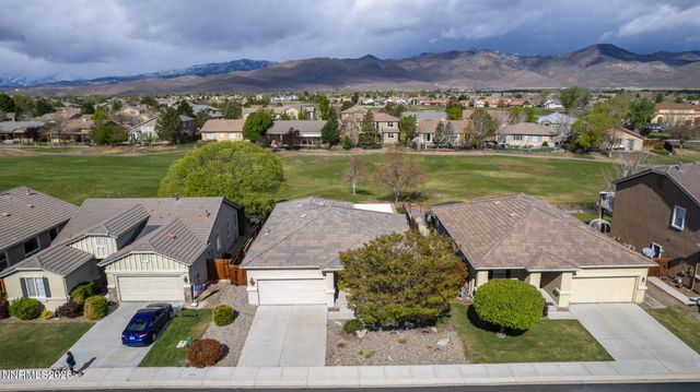 916 Lakeview Drive, Dayton, NV 89403