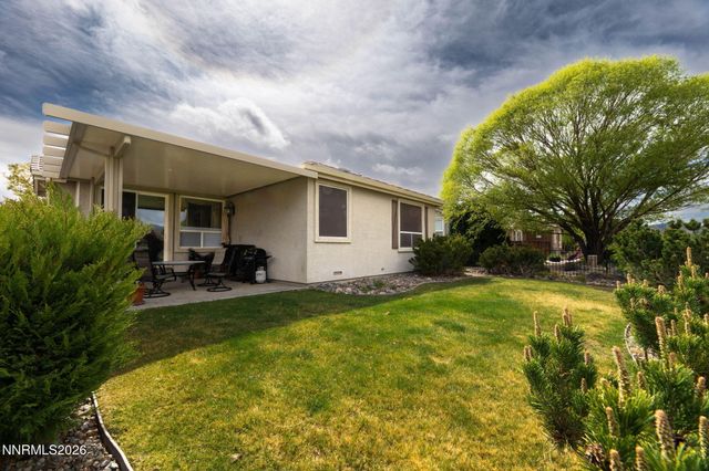 916 Lakeview Drive, Dayton, NV 89403