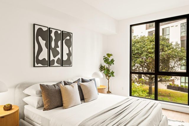 1 Bristol Court 223, San Francisco, CA 94130