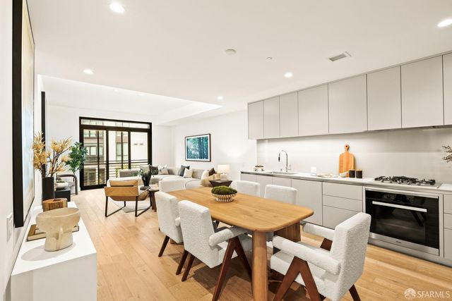 1 Bristol Court 223, San Francisco, CA 94130