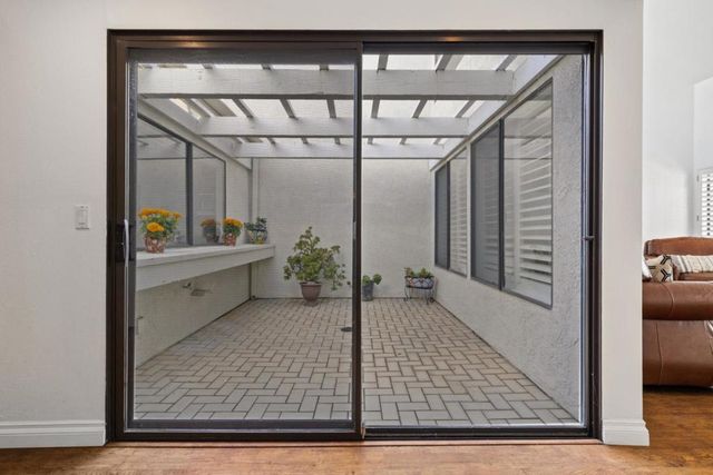 15 Morena, Irvine, CA 92612