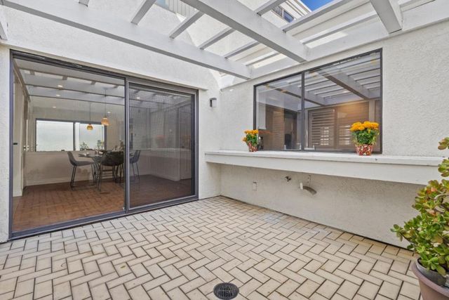 15 Morena, Irvine, CA 92612