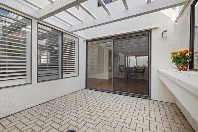 15 Morena, Irvine, CA 92612