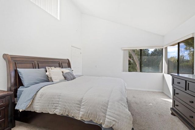 15 Morena, Irvine, CA 92612