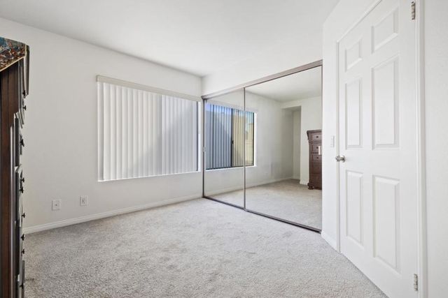 15 Morena, Irvine, CA 92612