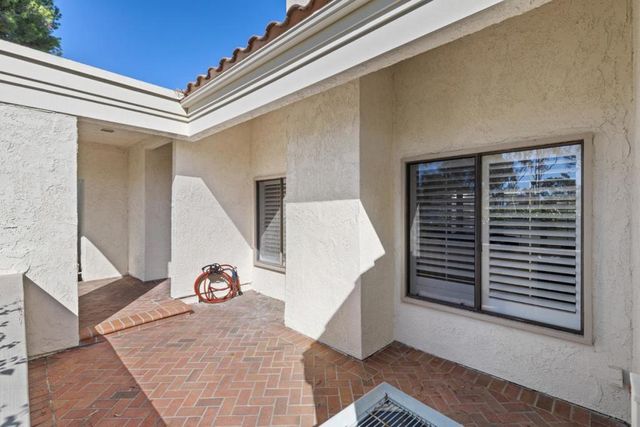 15 Morena, Irvine, CA 92612