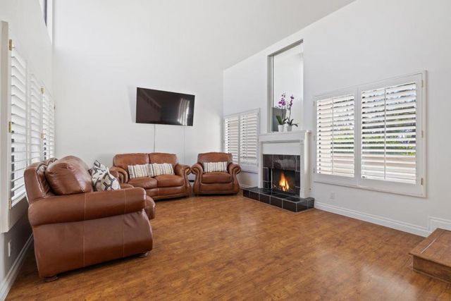 15 Morena, Irvine, CA 92612