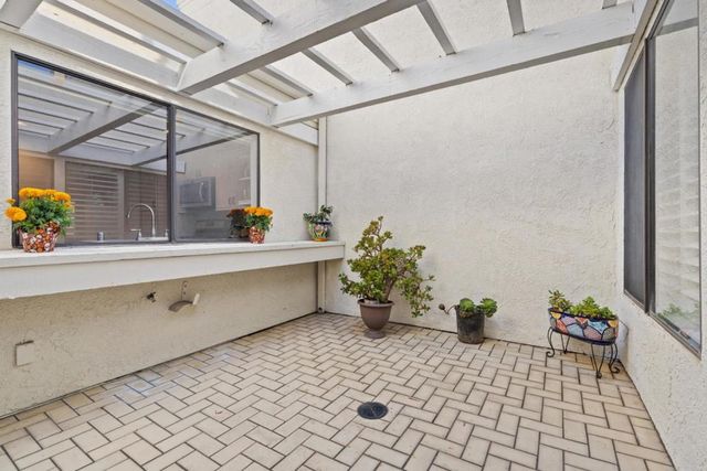 15 Morena, Irvine, CA 92612