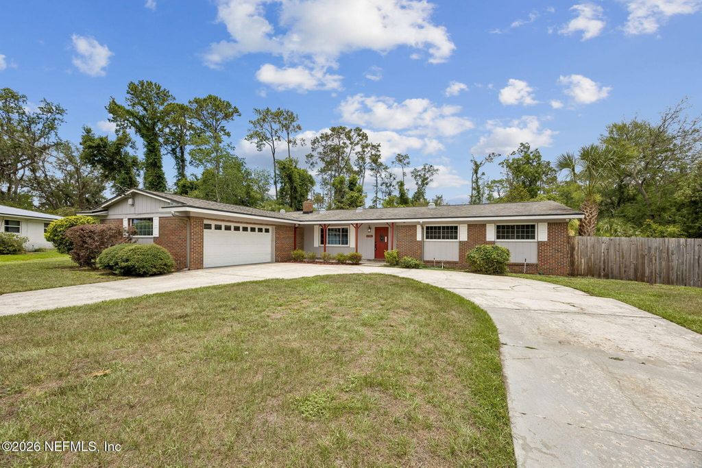 2705 NAVAJO Road, Orange Park, FL 32073