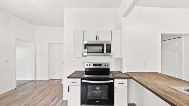 1252 S Ocoee Street, Cleveland, TN 37311