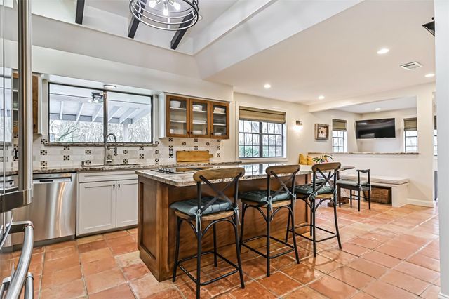 1916 Lundy Lane, Friendswood, TX 77546