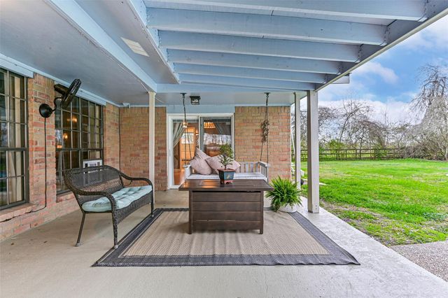 1916 Lundy Lane, Friendswood, TX 77546