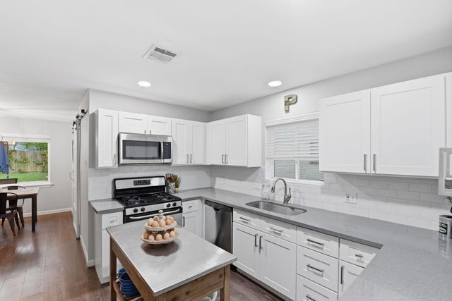 28815 Enchanted Drive, Shenandoah, TX 77381