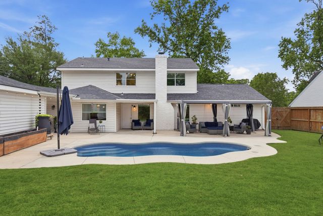 28815 Enchanted Drive, Shenandoah, TX 77381