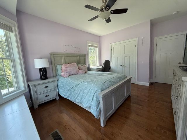 14 Stone Ridge Dr, Seekonk, MA 02771