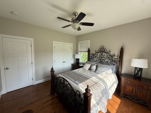 14 Stone Ridge Dr, Seekonk, MA 02771