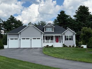 14 Stone Ridge Dr, Seekonk, MA 02771