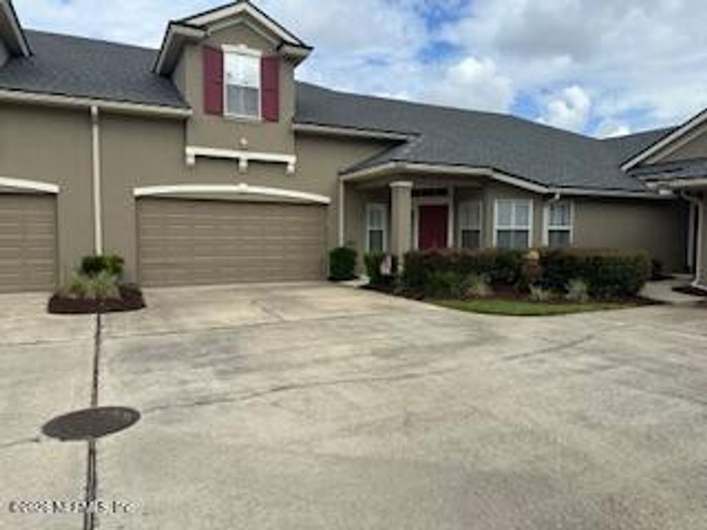 1890 COPPER STONE Drive D, Fleming Island, FL 32003