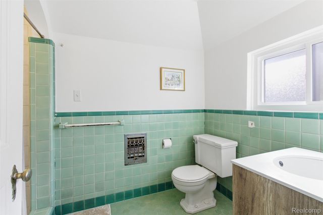 17566 Fairfield Street, Detroit, MI 48221