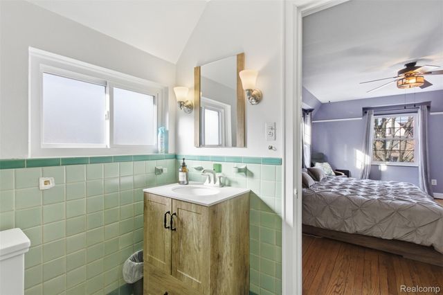 17566 Fairfield Street, Detroit, MI 48221