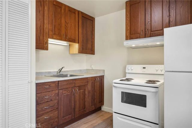 10670 Lakeshore Drive, Clearlake, CA 95422