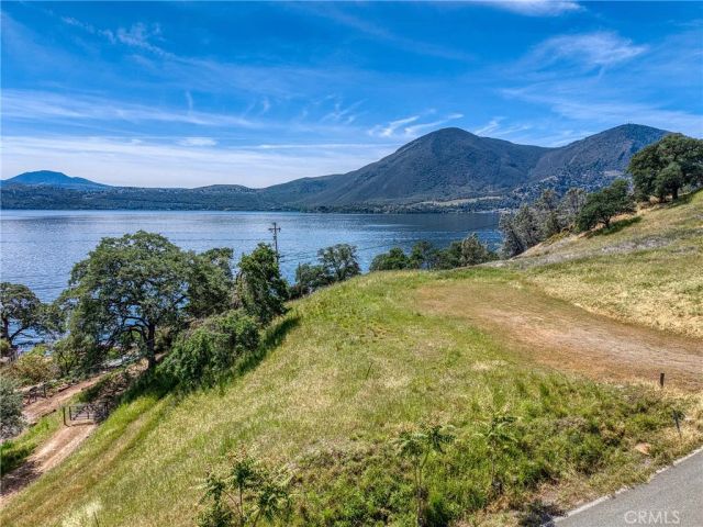 10670 Lakeshore Drive, Clearlake, CA 95422