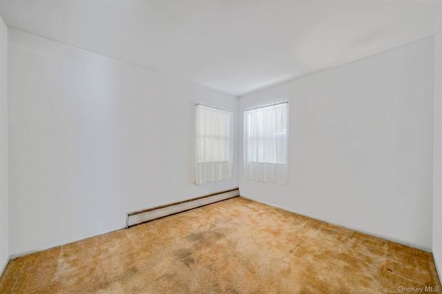 171 N Oak Street, North Massapequa, NY 11758