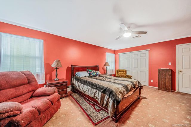 171 N Oak Street, North Massapequa, NY 11758