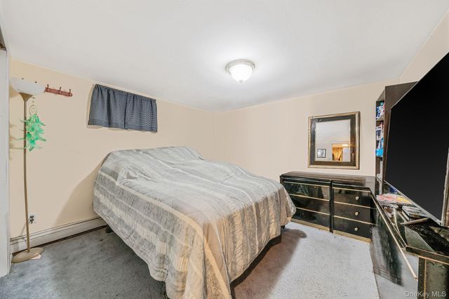 171 N Oak Street, North Massapequa, NY 11758