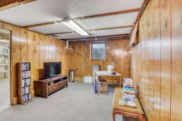 415 12th Street N, Moorhead, MN 56560