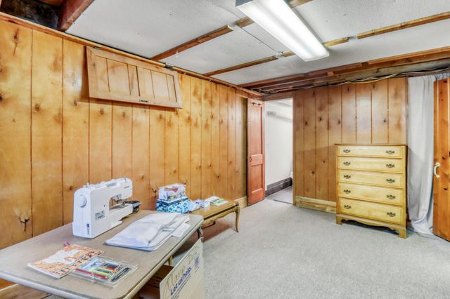 415 12th Street N, Moorhead, MN 56560