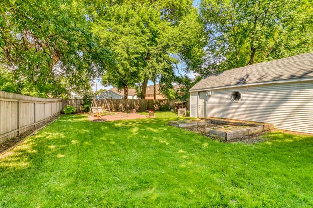 415 12th Street N, Moorhead, MN 56560