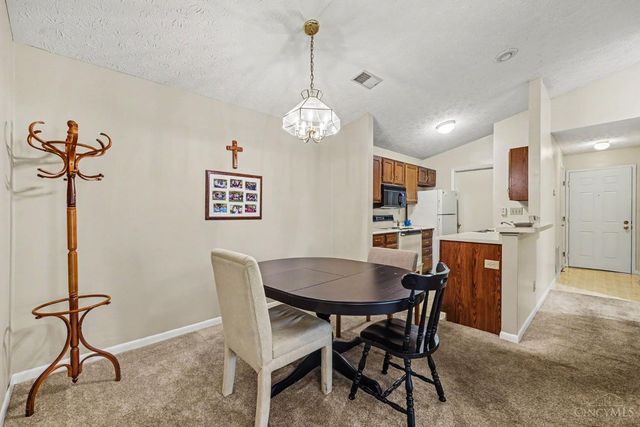 8909 Eagleview Drive, West Chester, OH 45069