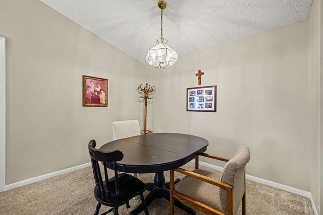 8909 Eagleview Drive, West Chester, OH 45069