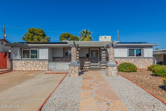 2340 E SYLVIA Street, Phoenix, AZ 85022