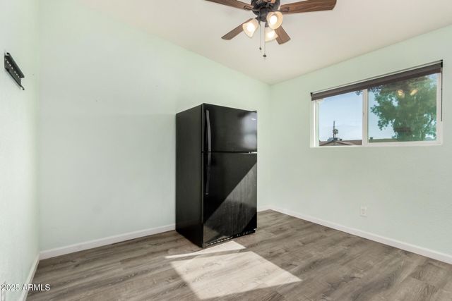 2340 E SYLVIA Street, Phoenix, AZ 85022