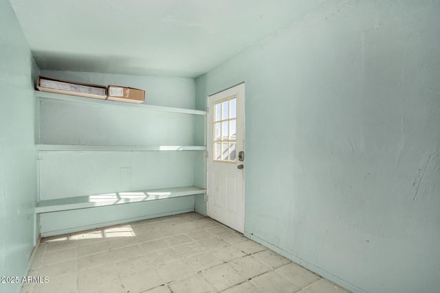 2340 E SYLVIA Street, Phoenix, AZ 85022