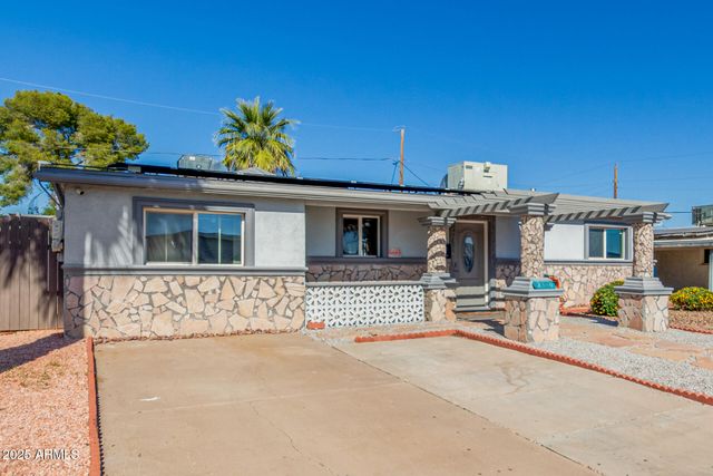 2340 E SYLVIA Street, Phoenix, AZ 85022