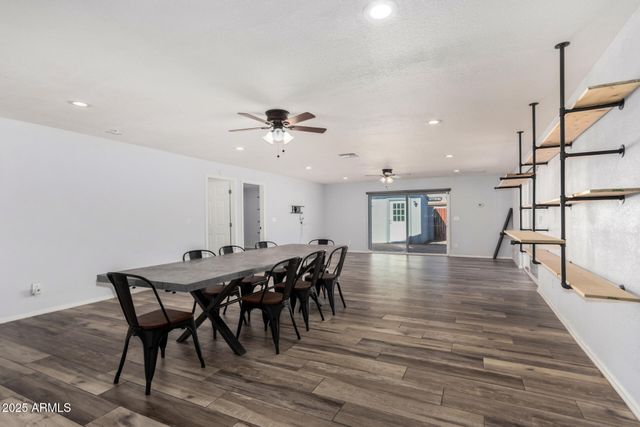 2340 E SYLVIA Street, Phoenix, AZ 85022