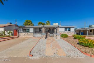 2340 E SYLVIA Street, Phoenix, AZ 85022