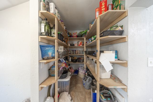 860 E 27TH ST, Ogden, UT 84403