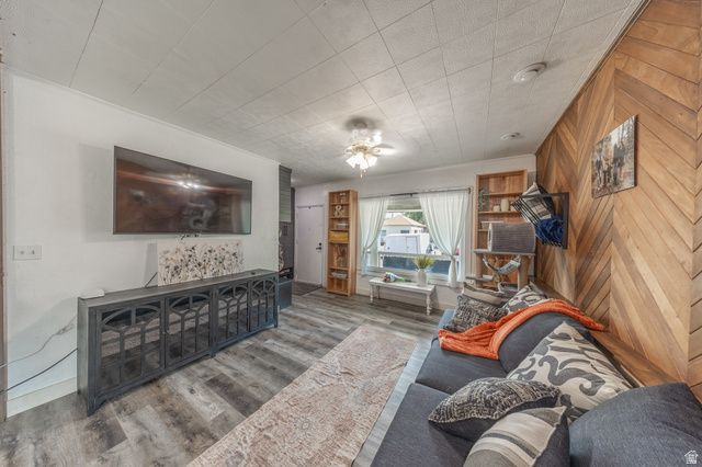 860 E 27TH ST, Ogden, UT 84403