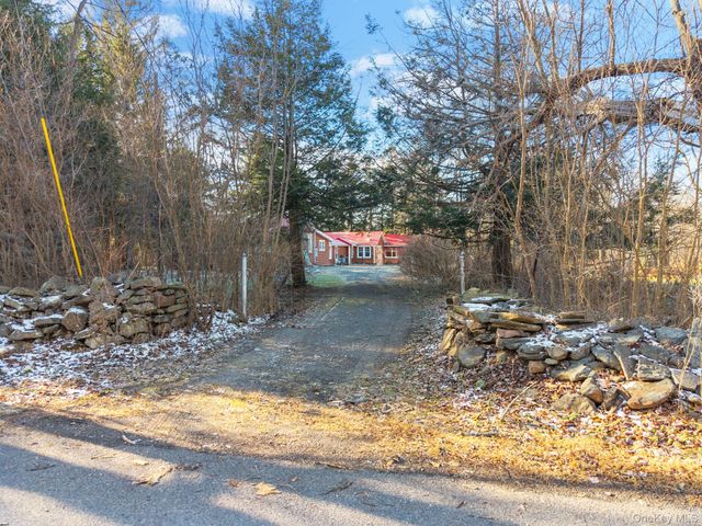 403 Blueberry Hill Road, Call Listing Agent, NY 12122