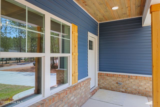 103 Bexley Court, West End, NC 27376