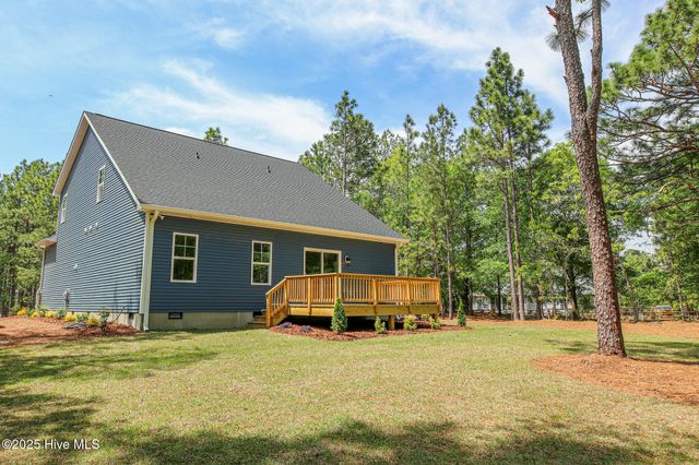 103 Bexley Court, West End, NC 27376